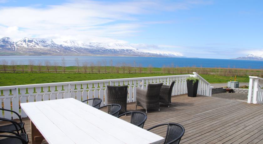 Imagen de los exteriores del Hotel Sveinbjarnargerdi. Foto 7