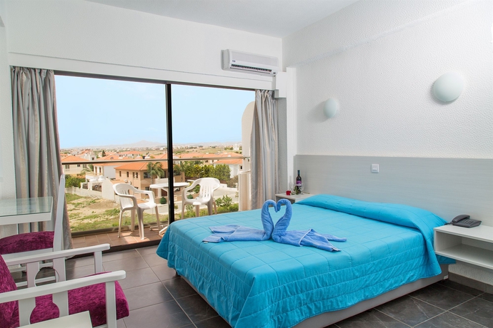 Imagen de la habitación del Hotel Sveltos. Foto 9