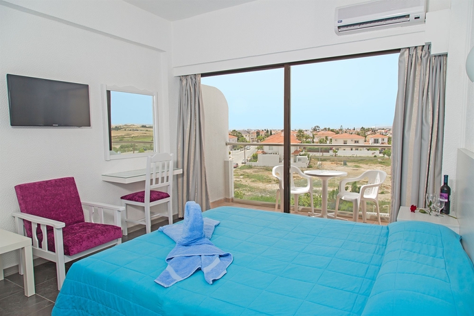 Imagen de la habitación del Hotel Sveltos. Foto 11