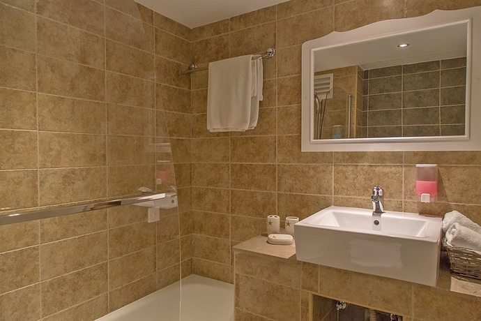 Imagen de la habitación del Hotel Sveltos. Foto 13