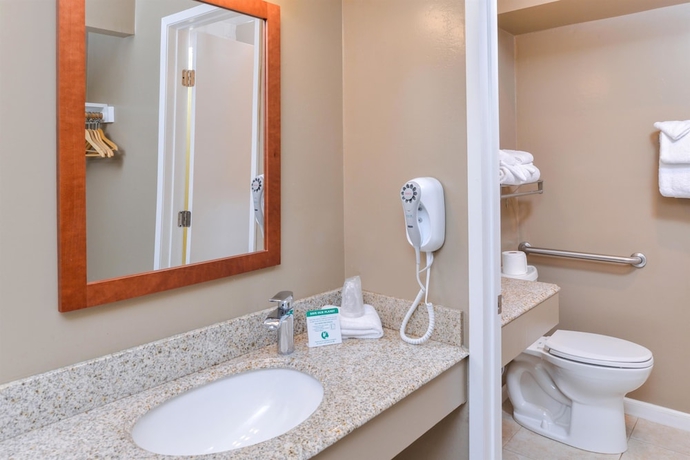 Imagen de la habitación del Hotel Svendsgaard's Lodge- Americas Best Value Inn & Sui. Foto 7