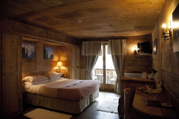 Imagen de la habitación del Hotel Svizzero, Courmayeur. Foto 6