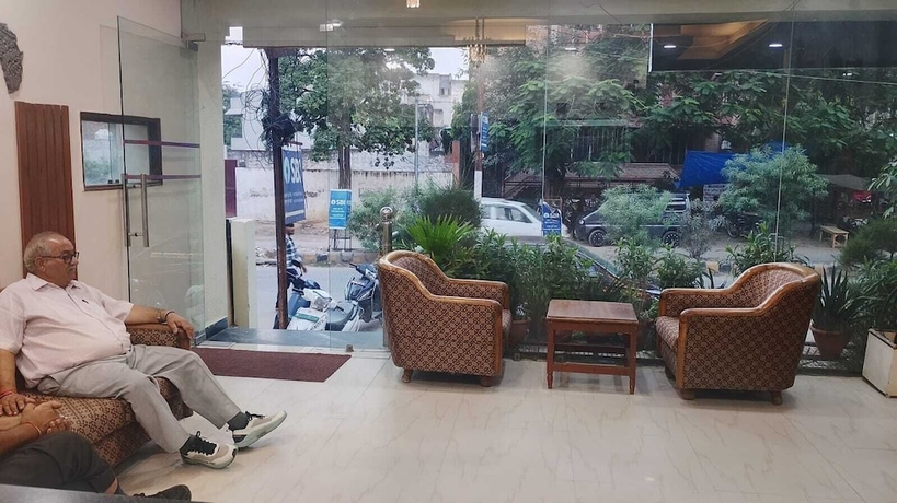 Imagen de los interiores del Hotel Swaagat. Foto 15