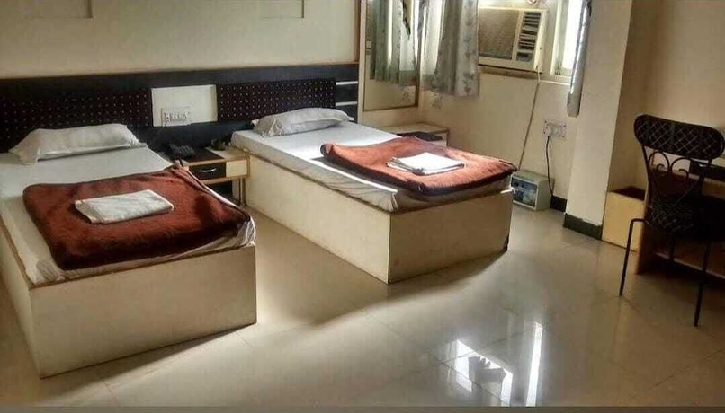 Imagen de la habitación del Hotel Swaagat. Foto 10