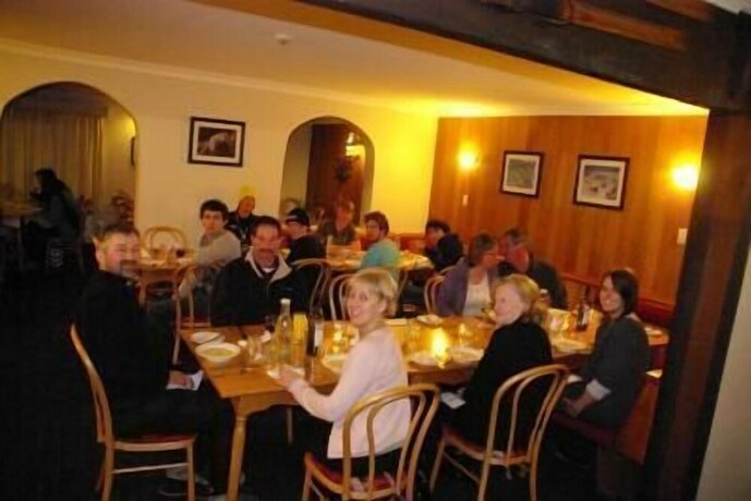 Imagen del bar/restaurante del Hotel Swagman Chalet. Foto 14