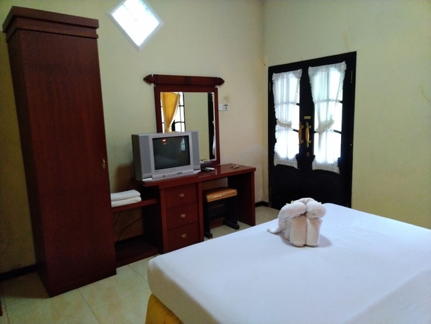 Imagen de la habitación del Hotel Swaloh Hill Resort. Foto 14