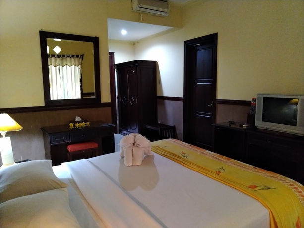 Imagen de la habitación del Hotel Swaloh Hill Resort. Foto 15