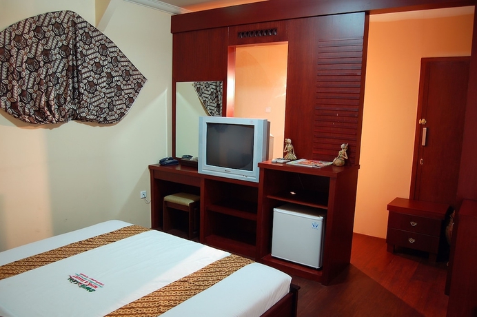 Imagen de la habitación del Hotel Swaloh Hill Resort. Foto 16