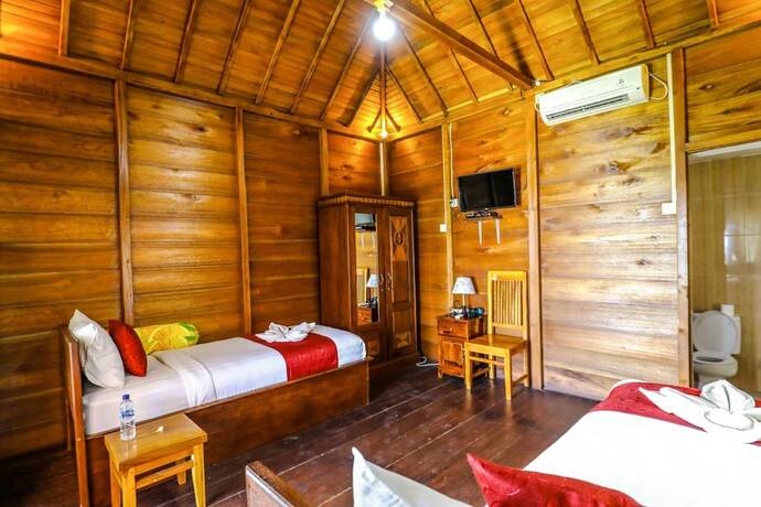 Imagen general del Hotel Swan Beach Inn. Foto 12