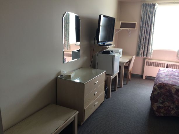 Imagen de la habitación del Hotel Swan Hills. Foto 6