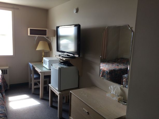 Imagen de la habitación del Hotel Swan Hills. Foto 7