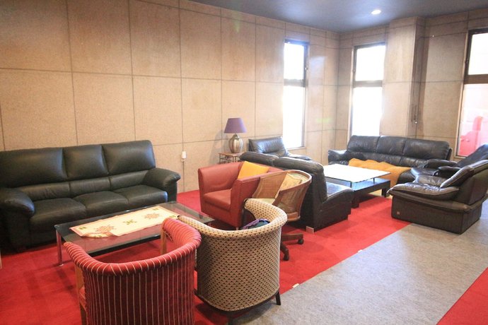 Imagen de los interiores del Hotel Swan Lake Nagara. Foto 18