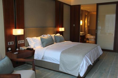 Imagen de la habitación del Hotel Swan Lakeview. Foto 5