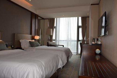 Imagen de la habitación del Hotel Swan Lakeview. Foto 7
