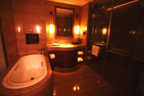 Imagen de la habitación del Hotel Swan Lakeview. Foto 9