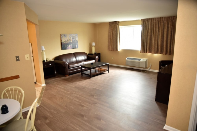 Imagen de la habitación del Hotel Swan Motel. Foto 2