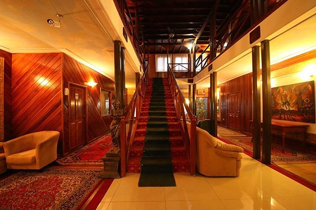 Imagen de los interiores del Hotel Swan's Cay. Foto 10