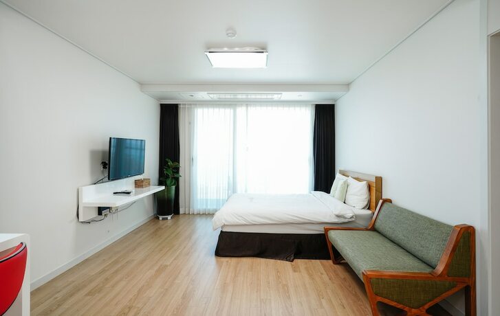 Imagen de la habitación del Hotel Swansea. Foto 18