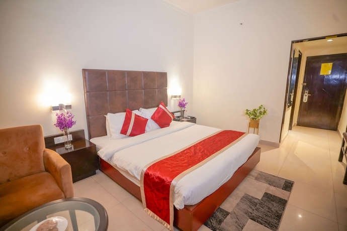 Imagen de la habitación del Hotel Swarn Towers. Foto 3