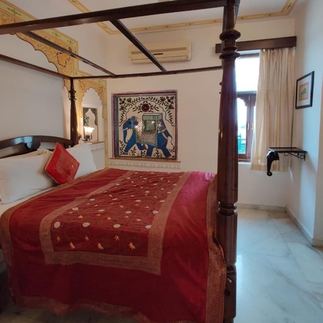 Imagen de la habitación del Hotel Swaroop Vilas - Lake Facing Boutique. Foto 6