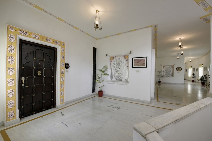 Imagen de los interiores del Hotel Swaroop Vilas - Lake Facing Boutique. Foto 14