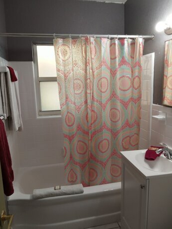 Imagen de la habitación del Hotel Swashbuckler Motel. Foto 19