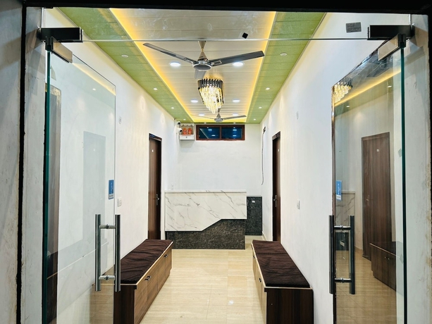Imagen de los interiores del Hotel Swastik Luxury Homestay. Foto 12