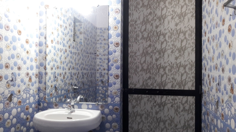 Imagen de la habitación del Hotel Swati. Foto 4