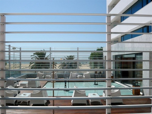 Imagen de la piscina del Hotel Sweet Atlantic and Spa. Foto 8