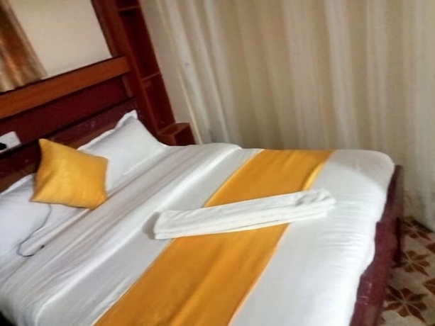 Imagen de la habitación del Hotel Sweet Bargain. Foto 5