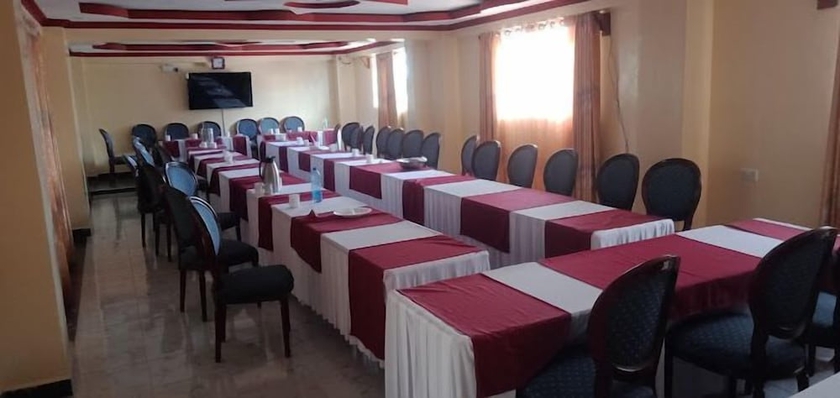Imagen de los interiores del Hotel Sweet Bargain. Foto 12