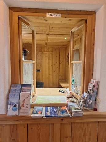 Imagen de los interiores del Hotel Sweet Cherry Boutique and Guesthouse Tyrol. Foto 16