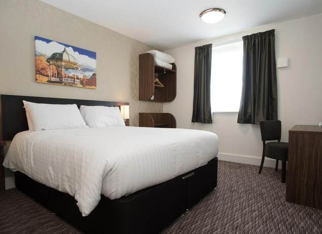 Imagen general del Hotel Sweet Chestnut, Dunfermline by Marston\'s Inns. Foto 11