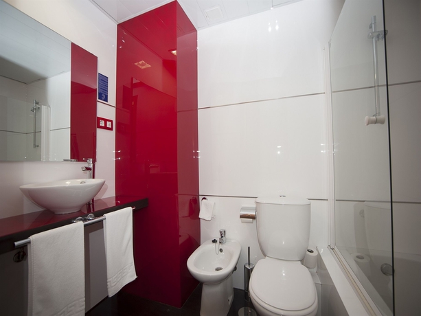 Imagen de la habitación del Hotel Sweet Continental. Foto 3