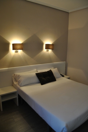 Imagen de la habitación del Hotel Sweet Continental. Foto 6