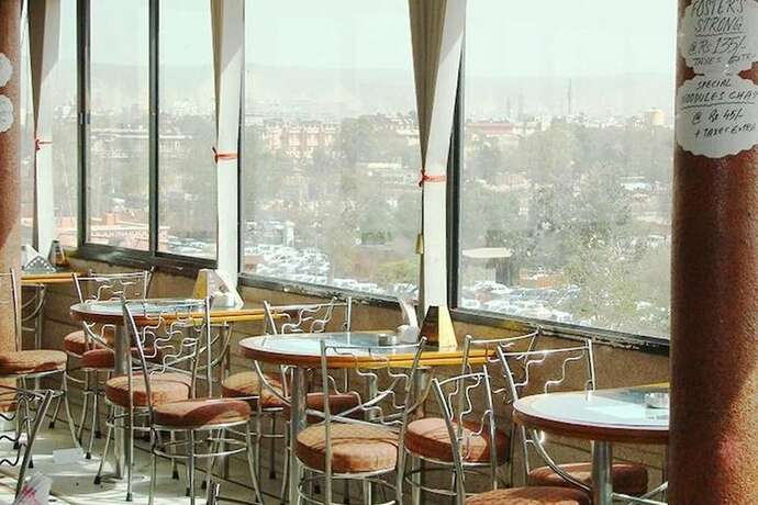 Imagen del bar/restaurante del Hotel Sweet Dream, JAIPUR. Foto 17