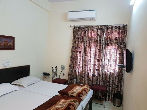 Imagen de la habitación del Hotel Sweet Dream, JAIPUR. Foto 39