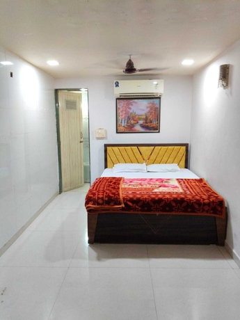 Imagen de la habitación del Hotel Sweet Dream, Rajkot. Foto 2