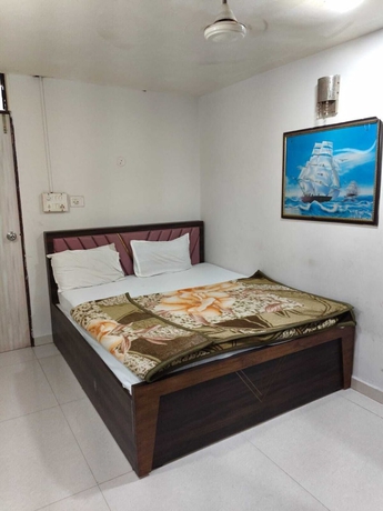 Imagen de la habitación del Hotel Sweet Dream, Rajkot. Foto 6