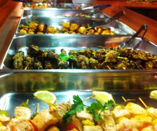 Imagen del bar/restaurante del Hotel Sweet Home, BELLEY. Foto 3