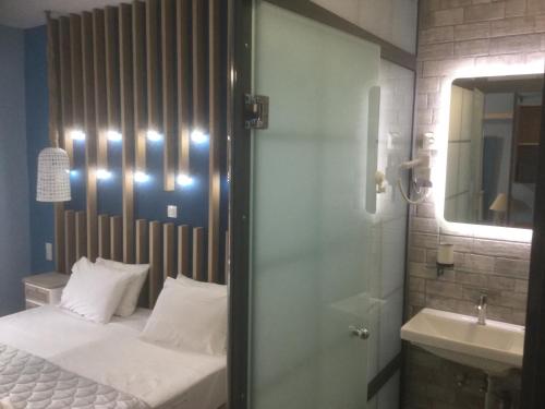 Imagen general del Hotel Sweet Home, Neos Marmaras. Foto 1