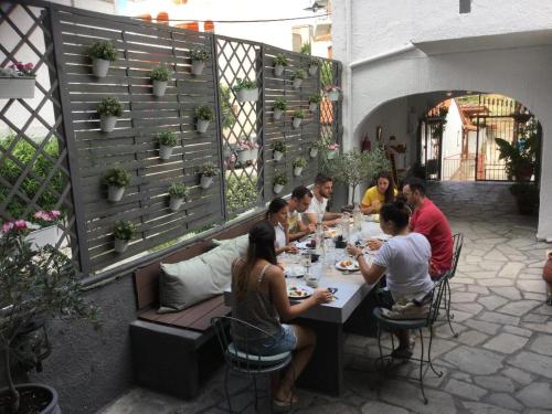 Imagen general del Hotel Sweet Home, Neos Marmaras. Foto 2