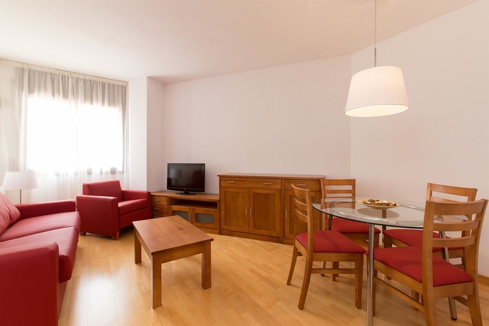 Imagen de los interiores del Hotel Sweet Sitges Apartments. Foto 8