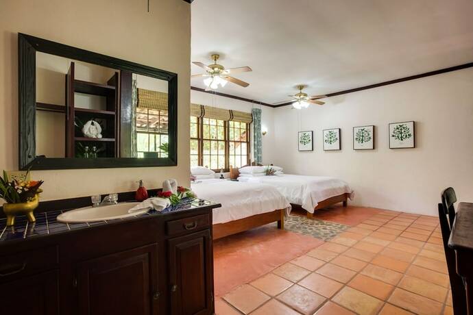 Imagen general del Hotel Sweet Songs Jungle Lodge, a Muy&rsquo;Ono Resort. Foto 3