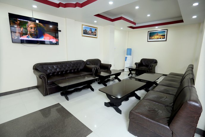 Imagen de los interiores del Hotel Sweet Town. Foto 11