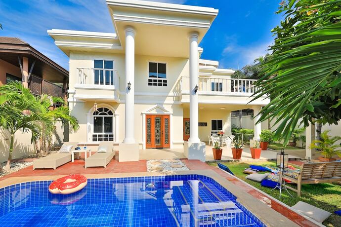 Imagen de la habitación del Hotel Sweet Villa Pattaya. Foto 18