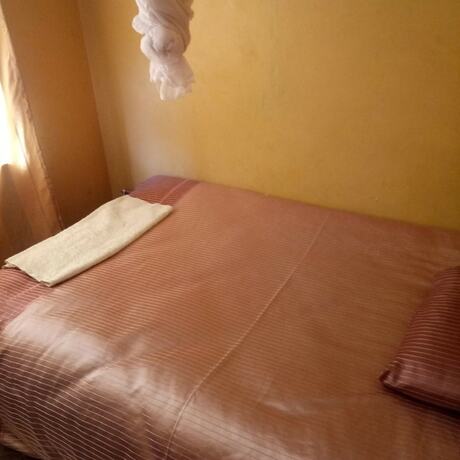 Imagen de la habitación del Hotel Sweet Waters Lodging. Foto 12