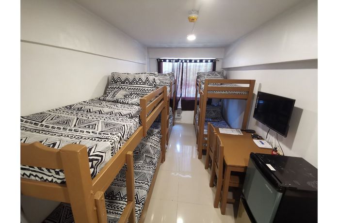 Imagen de la habitación del Hotel SweetSuites at Pine Crest New Manila. Foto 3