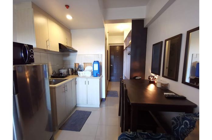 Imagen de la habitación del Hotel SweetSuites at Pine Crest New Manila. Foto 19