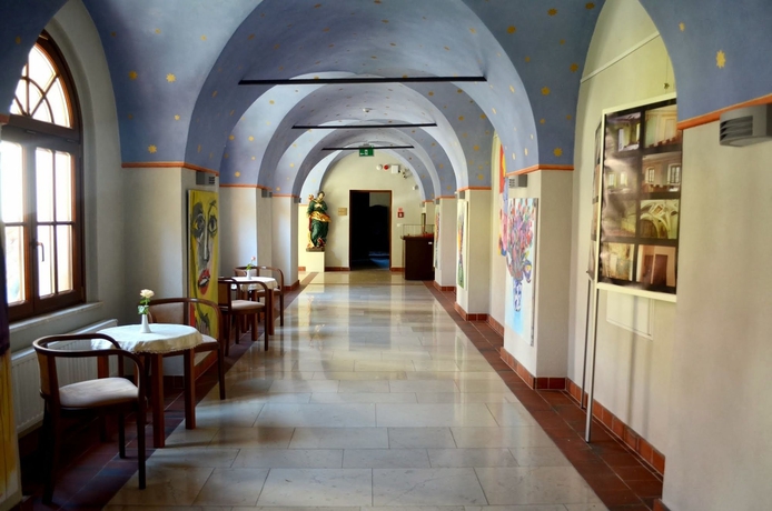 Imagen de los interiores del Hotel Swietego Norberta. Foto 12